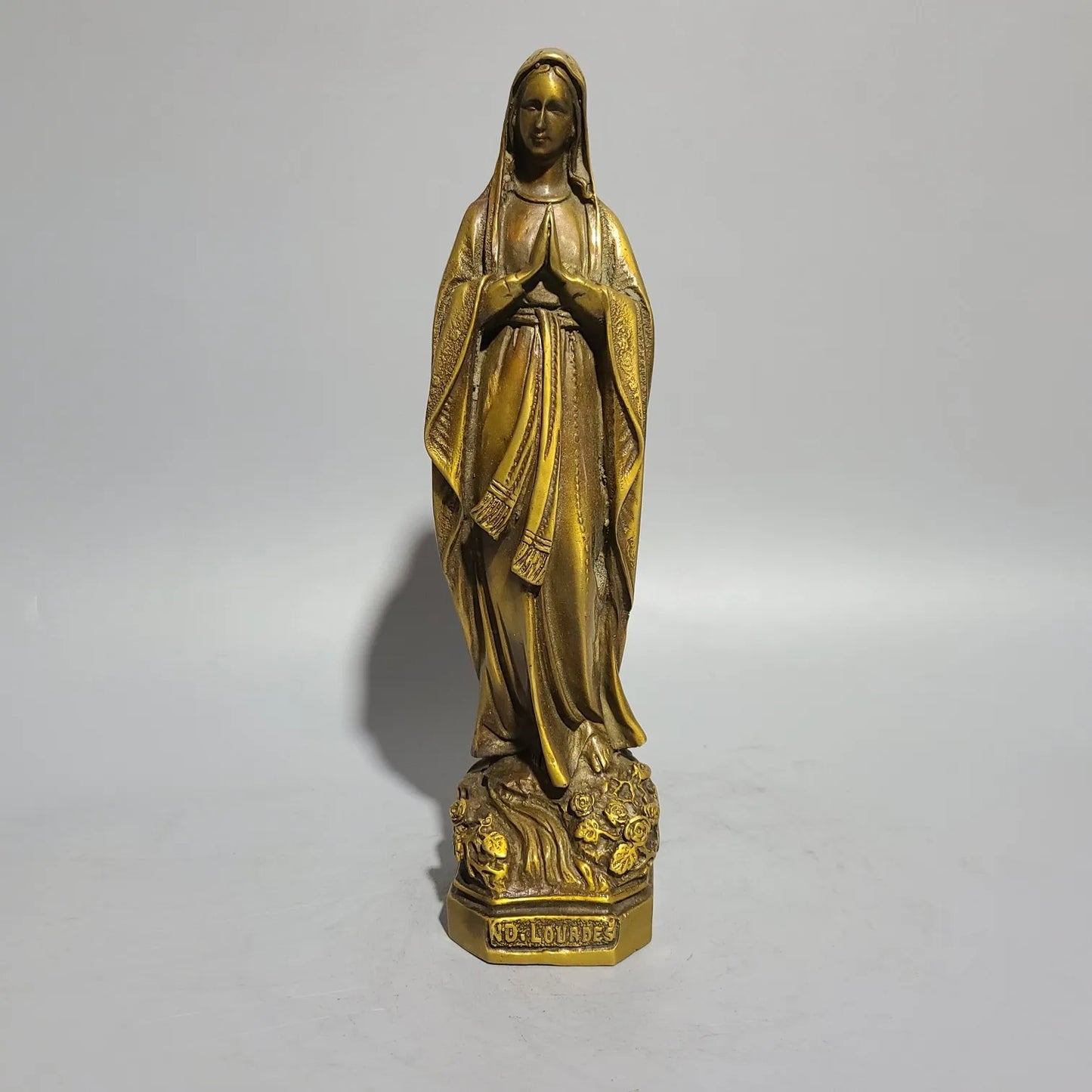Catholic Mary Goddess Statue Madonna Virgin Mary Ornament Statue Jesus Brass Home Decor Christmas Ornament Gift