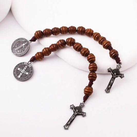 Vintage Saint Benedict Medal Prayer Blessing Wooden Prayer Beads Alloy Handmade Saint Benedict Rosary Home Office Decoration